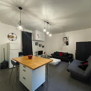 Spacieux F2 Climatise Proche De La Apartment Antibes